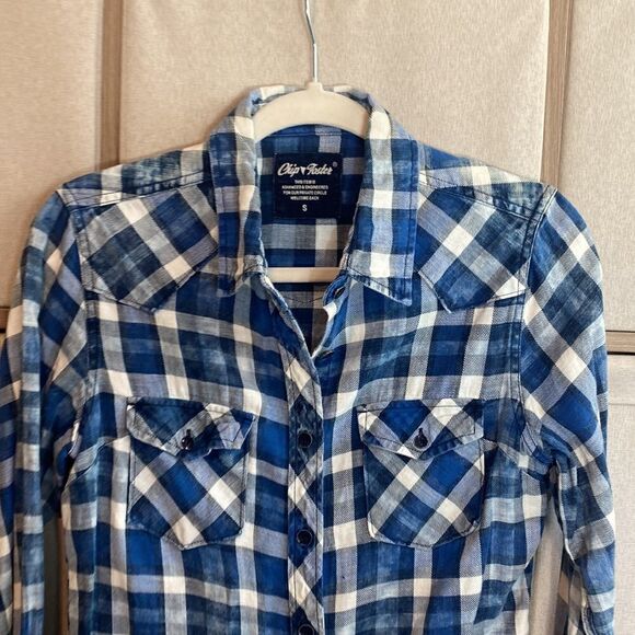 Chip Foster cotton plaid button down - Picture 3 of 5